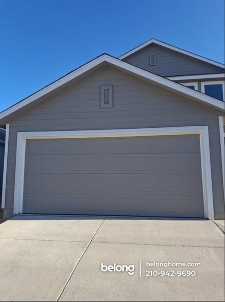 Building Photo - 13864 Hidden Oasis