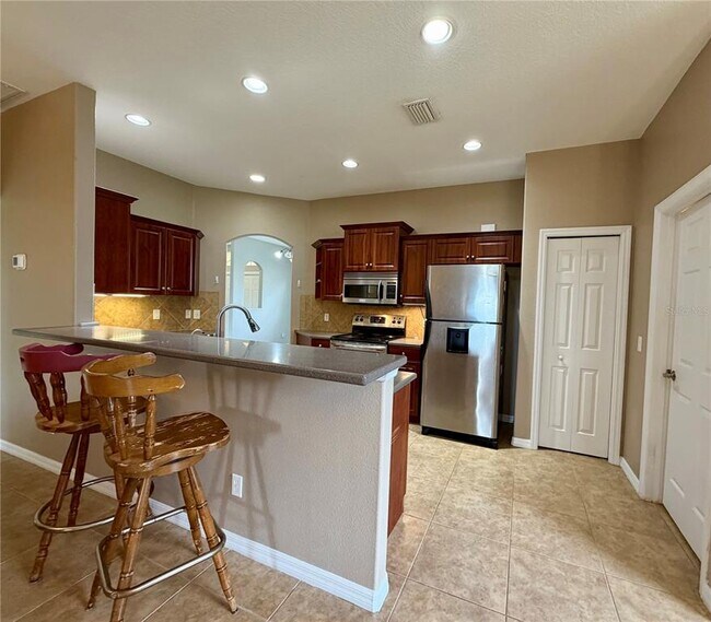Building Photo - 1204 S San Mateo Dr
