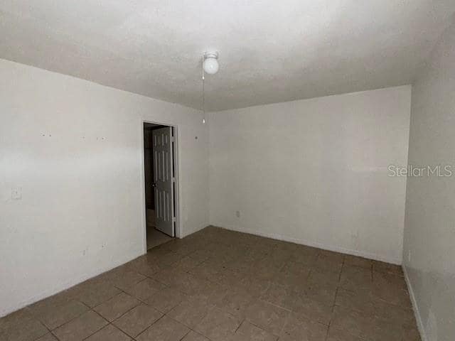 Building Photo - 528 Imperial Pl