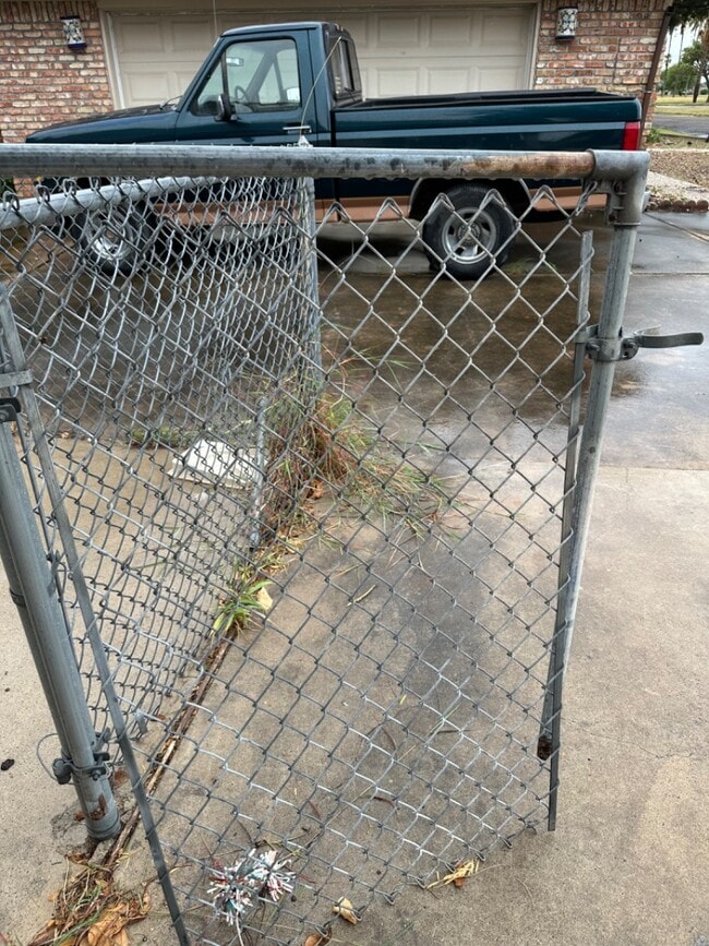 Building Photo - 2729 Palmer Dr