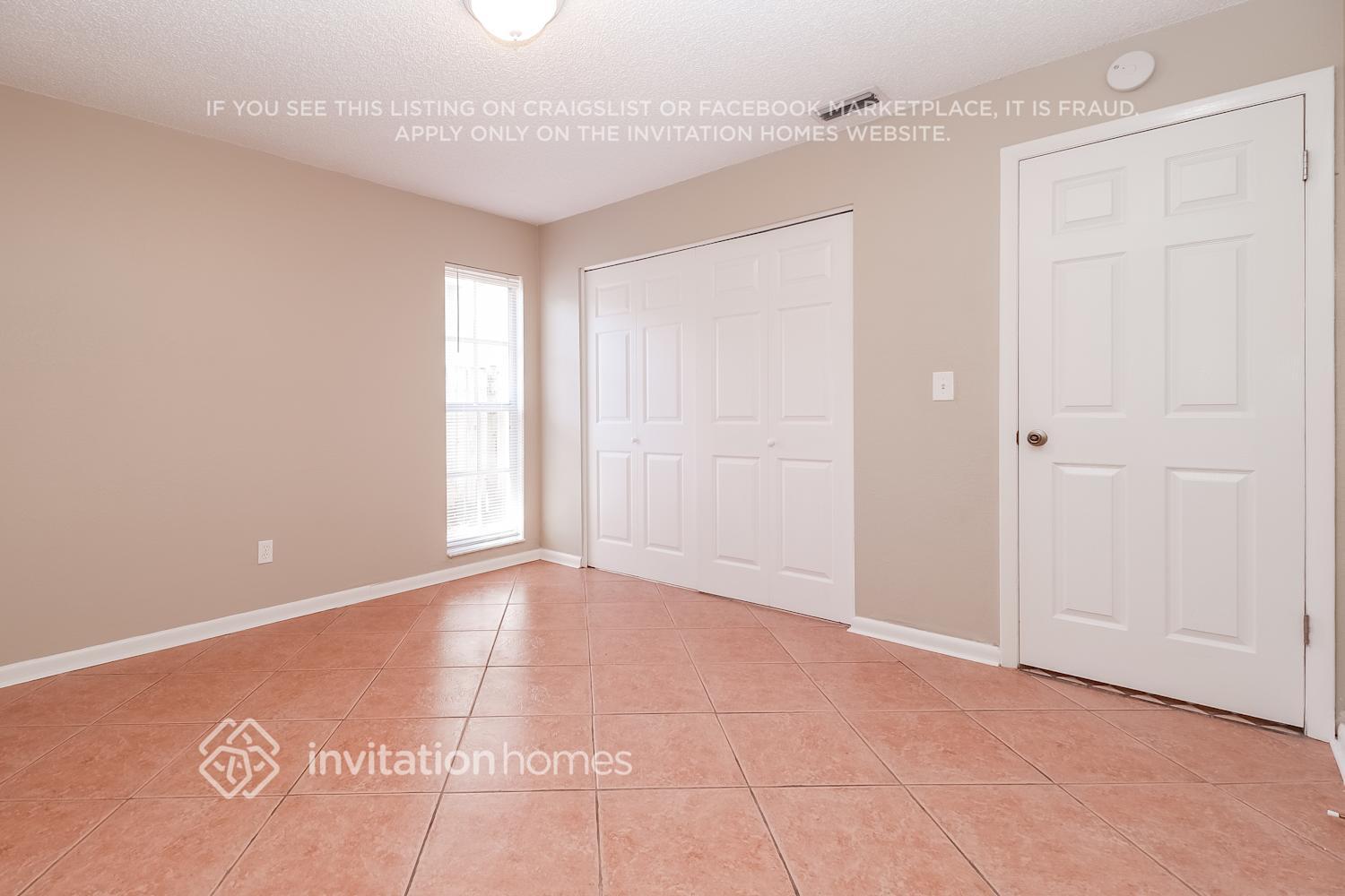 Building Photo - 12111 92nd Way N