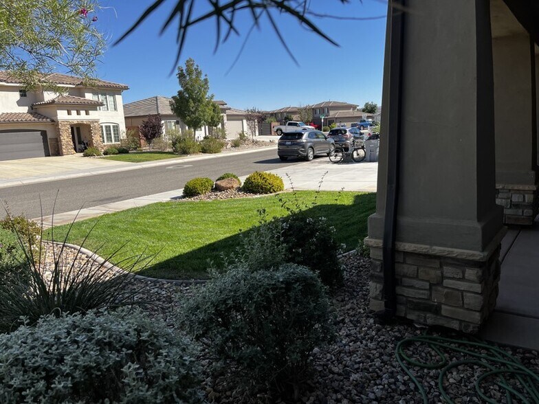 Building Photo - 3676 E Antares Ln