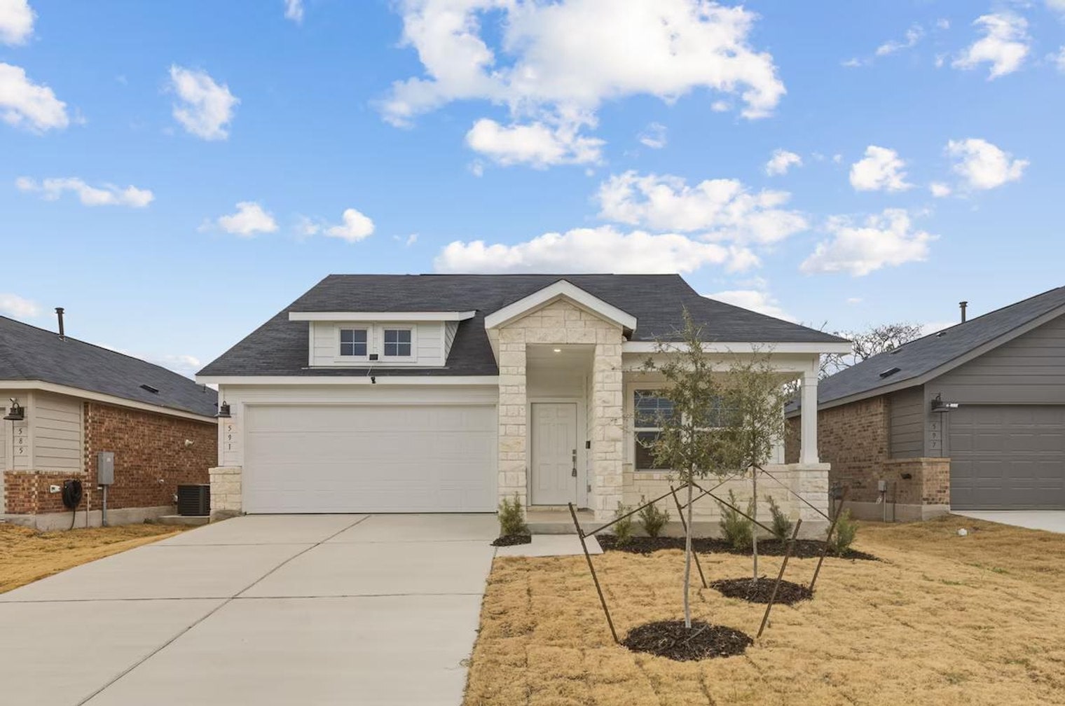 Building Photo - 591 Sormonne Lp