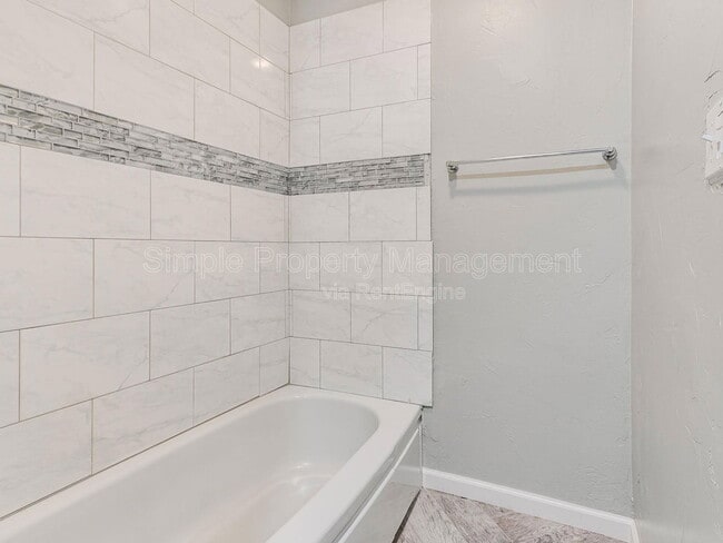 Building Photo - 2713 NW 14th St