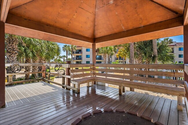 Building Photo - 4250 A1A S