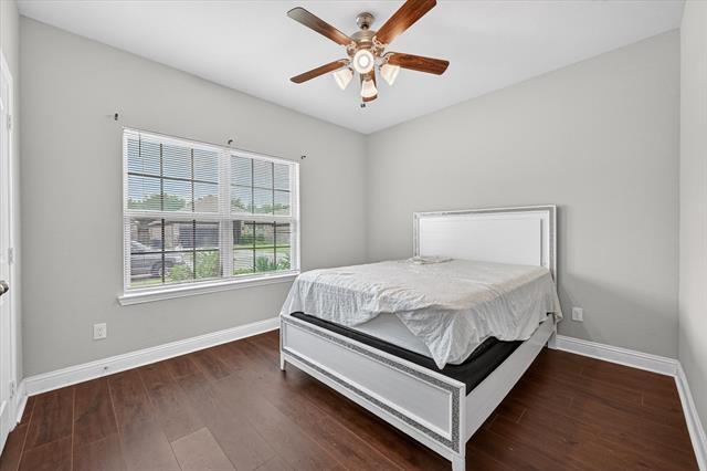 Building Photo - 7815 Cottonwood Dr