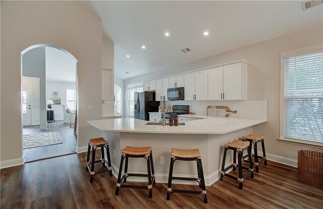 Building Photo - 3822 Carriage House Dr
