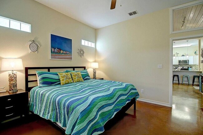 Building Photo - 2212 TX-361