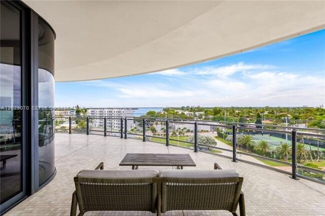 Building Photo - 8701 Collins Ave