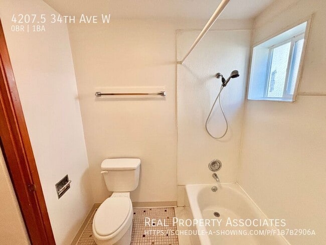 Building Photo - 4207.5 34th Ave W