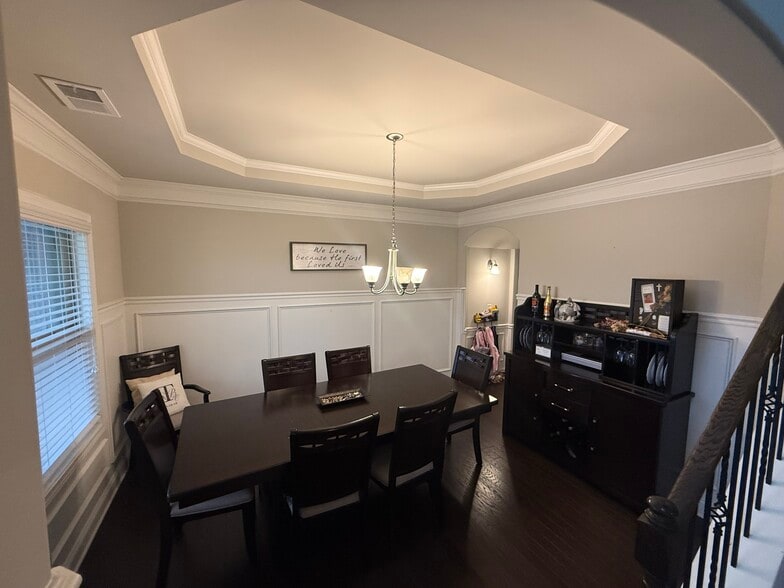 Building Photo - 121 Wild Hickory Cir