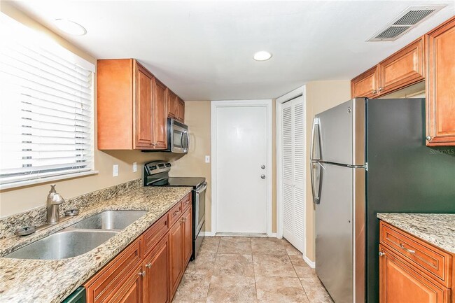 Building Photo - 20440 Majestic St