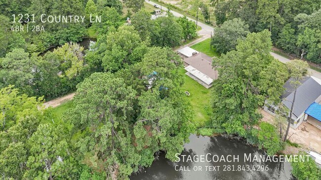 Building Photo - 1231 Country Ln