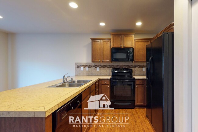 Building Photo - Fantastic Neighborhood in Tumwater!