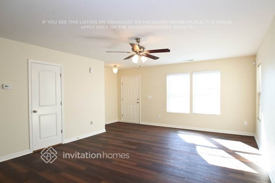 Building Photo - 1084 Joselynn Drive