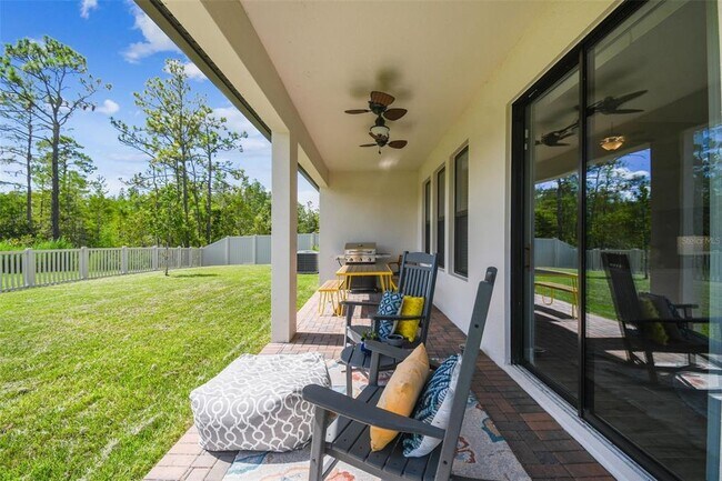 Building Photo - 9571 Little Bluestem Dr