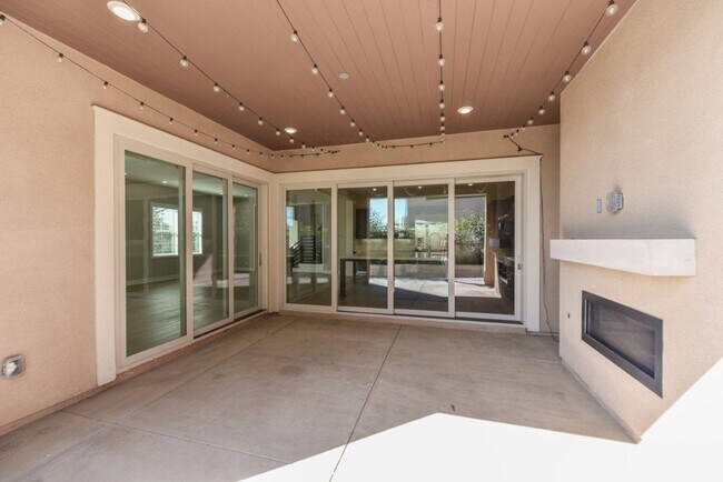 Building Photo - 4bd/4.5ba Single Family House w/ VIEW Gated Community Altair Irvine for rent