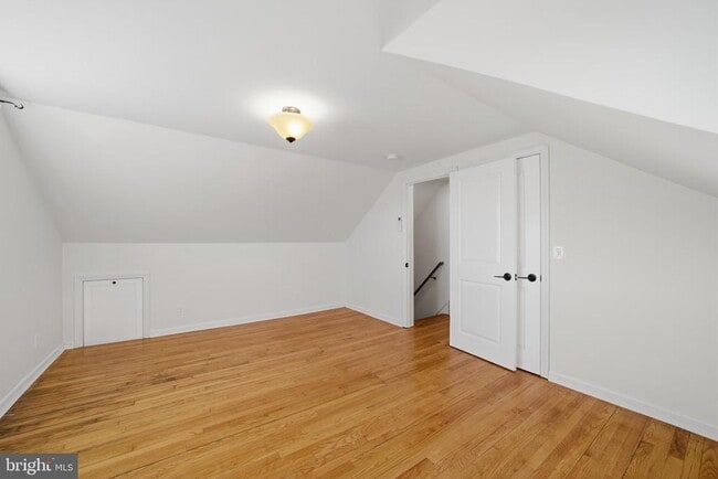 Building Photo - 405 Wegner Ave