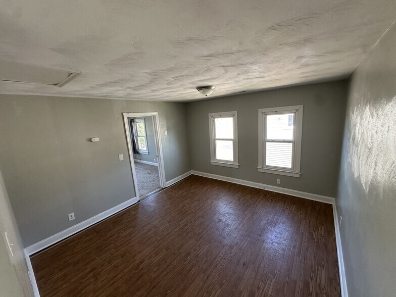 Building Photo - 2405 Lafayette Blvd