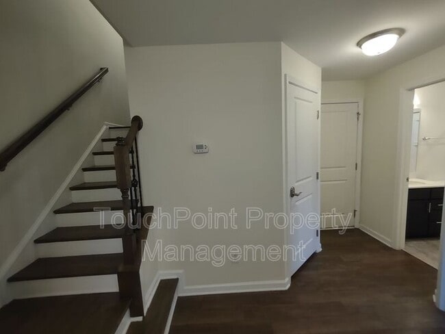Building Photo - 4073 Zilker Park Dr