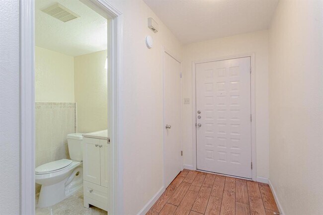 Building Photo - 7804 Chimayo Cove