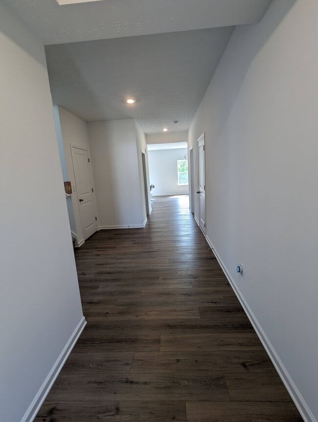 Building Photo - Gorgeous New Construction Middletown Home!