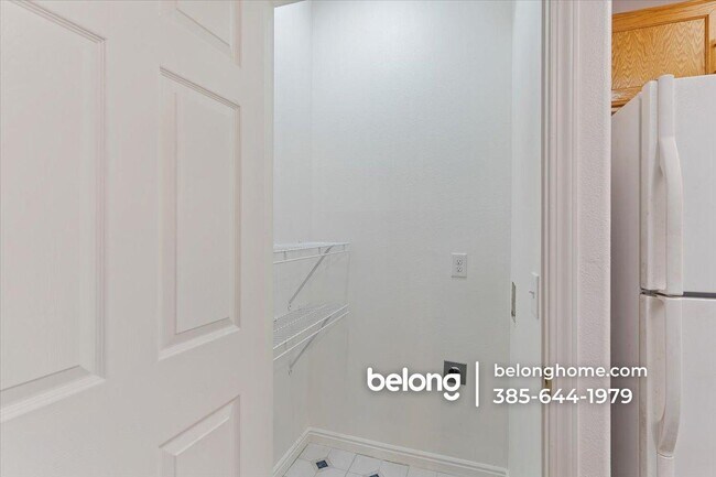 Building Photo - 3827 S Big River Wy