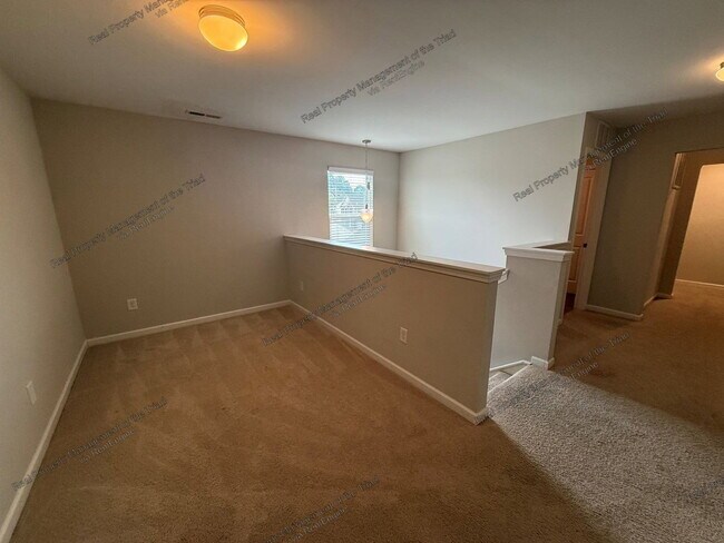 Building Photo - 2486 Moss Grv Xing