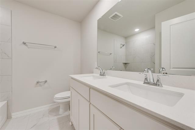 Building Photo - 221 Cranz Farm Dr