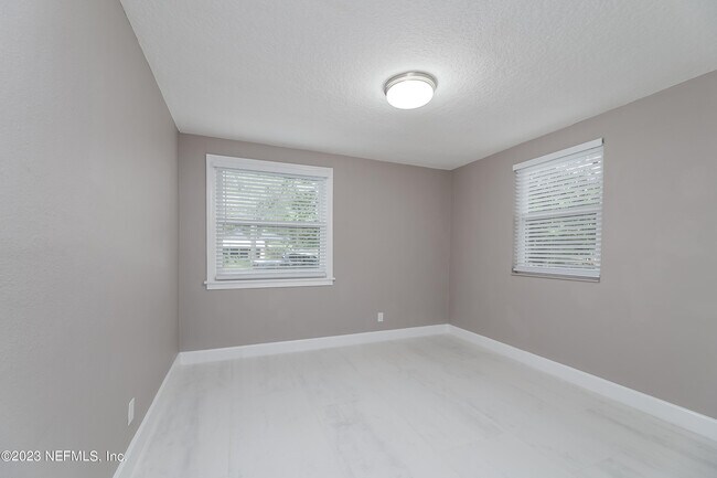 Building Photo - 5262 Tulane Ave