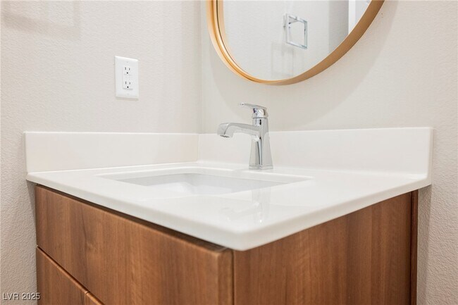 Building Photo - 11262 Cactus Tower Ave