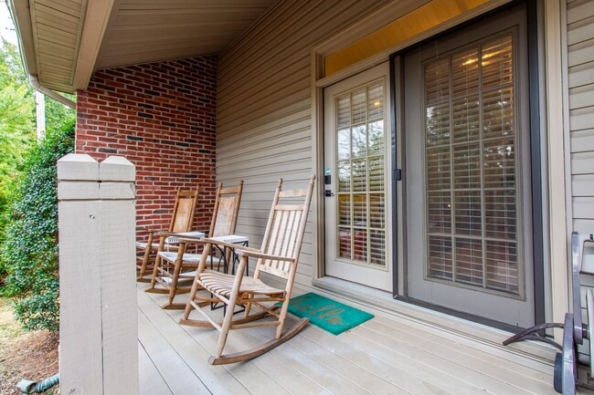 Building Photo - Beautiful 2 Bed, 2.5 Bath Condo in Johnson...