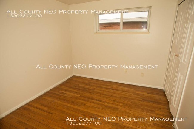 Building Photo - 3 bedroom in Cleveland Heights OH 44121