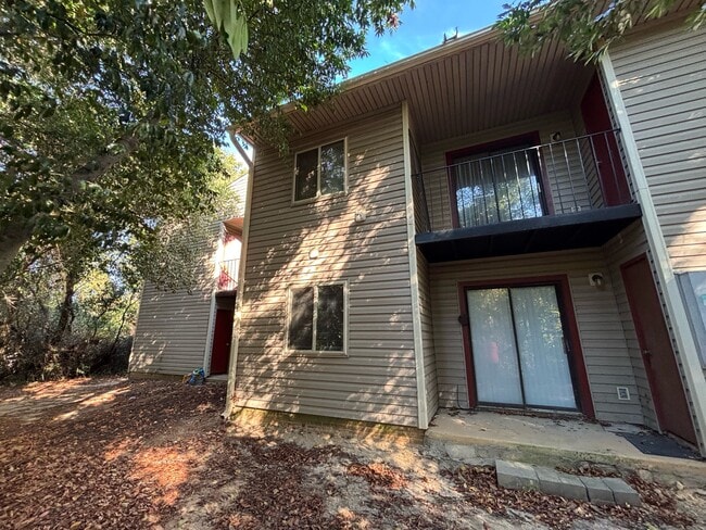 Building Photo - 6408 Starbrook Dr