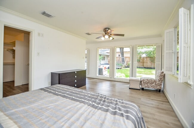 Building Photo - 5421 Pagewood Ln