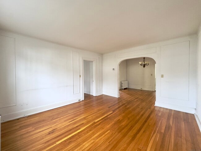 Building Photo - 53 Treat Ave