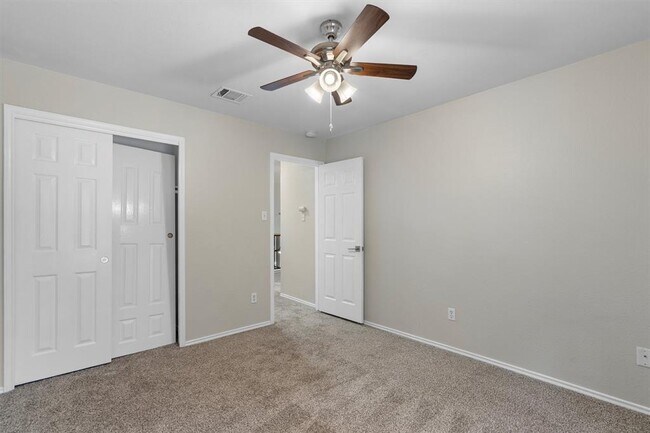 Building Photo - 14524 Ballycastle Trail
