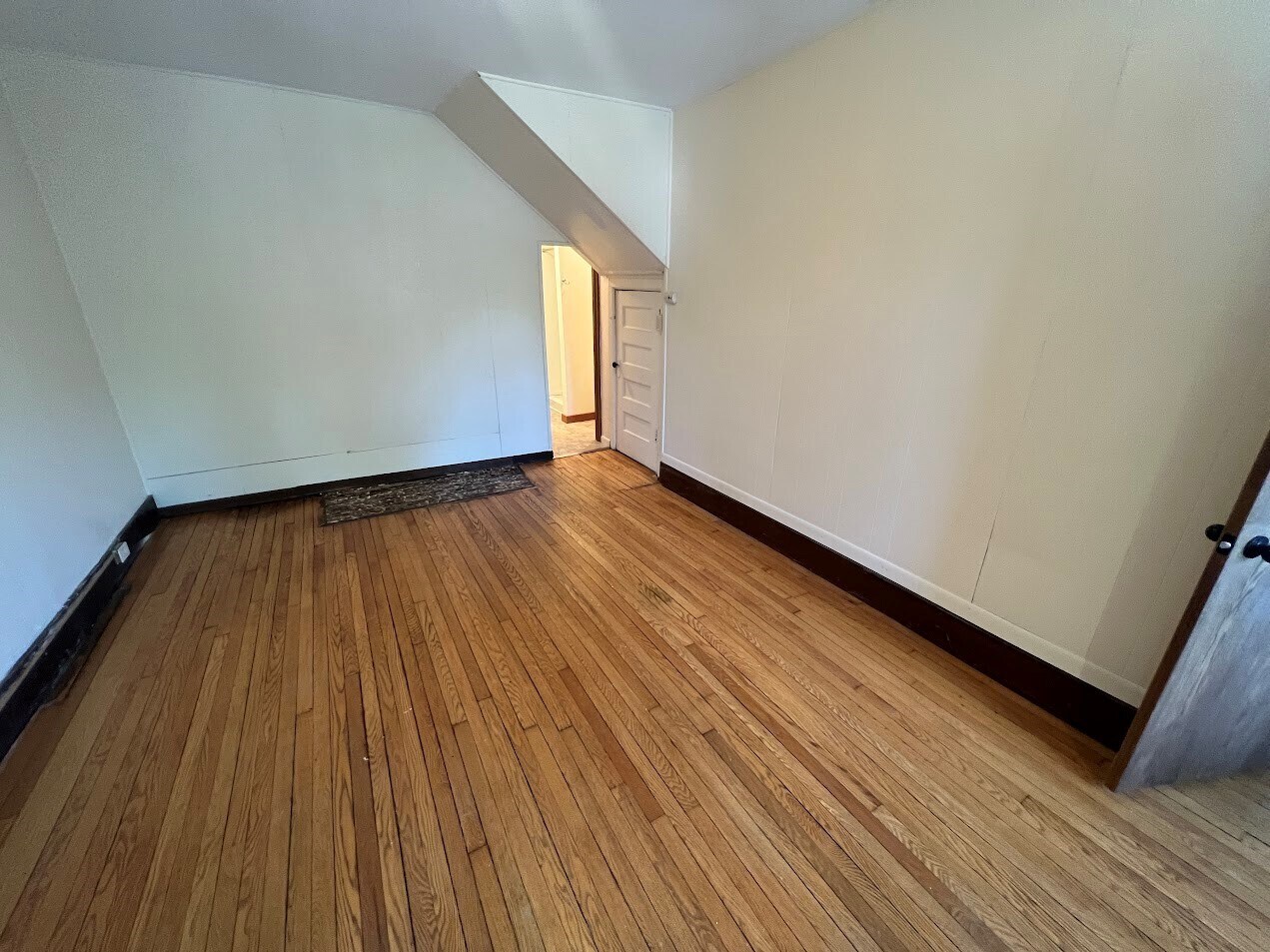 Building Photo - 601 E Gorham St