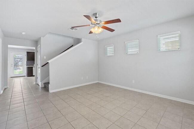 Building Photo - 134 Friendship Oak Dr
