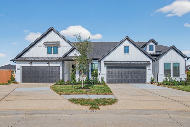 Building Photo - 24110 Blooming Daisy Cir