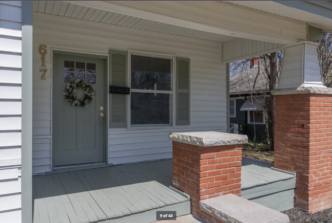 Building Photo - 4 Bed 3 Bath in Uptown OKC