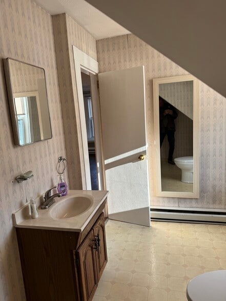 Building Photo - 67 Washington St