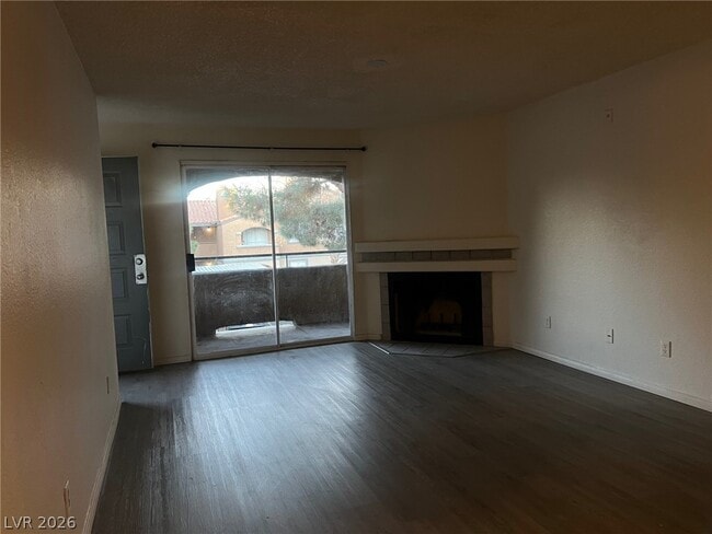 Building Photo - 231 Mission Newport Ln