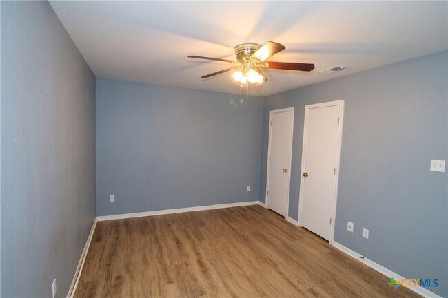 Building Photo - 4107 Primrose Dr