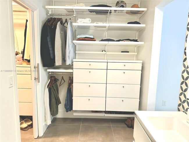 Building Photo - 3553 Magellan Cir