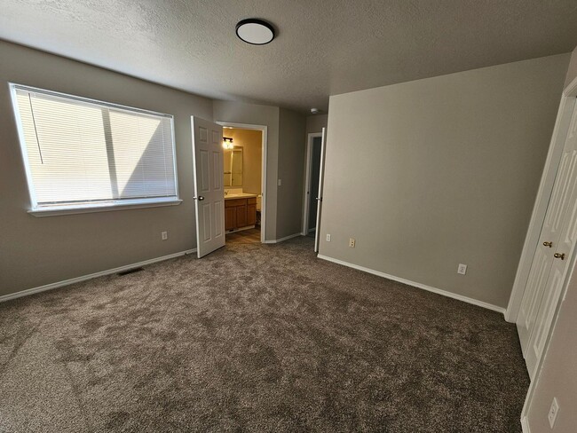 Building Photo - 18 month lease! Take a look at this charmi...