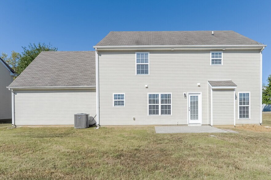 Building Photo - 1043 Vanguard Dr