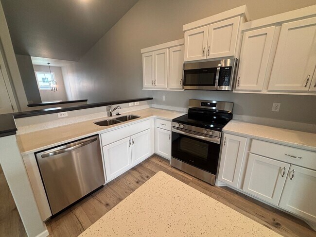 Building Photo - Brand-New 4-Bed Twinhome | 2,180 Sq Ft | S...