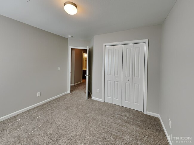 Building Photo - 175 Stanley Ct