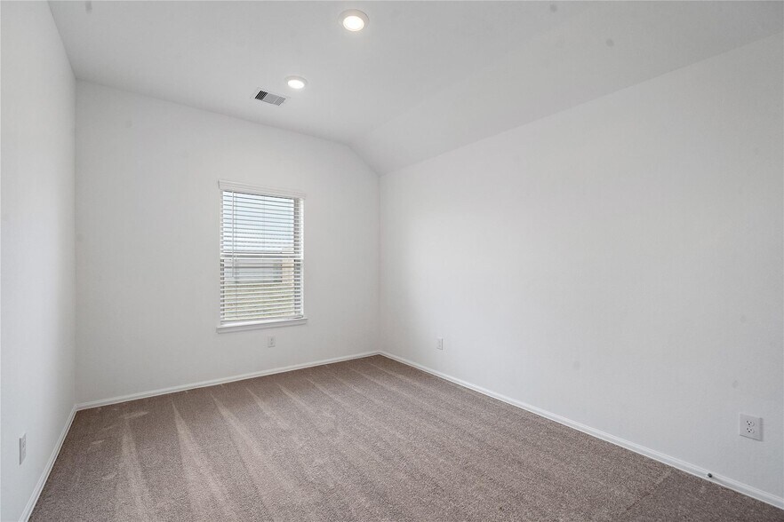 Building Photo - 3731 Lion Creek Ct